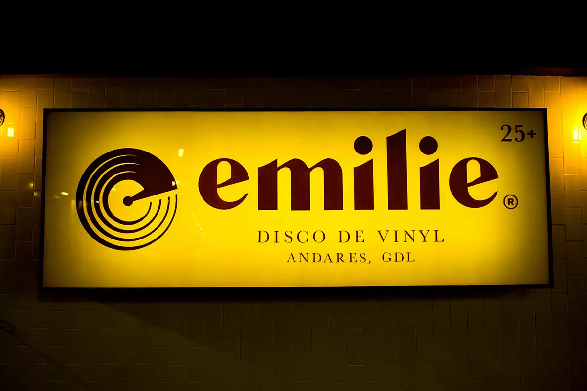 emilie文化招牌