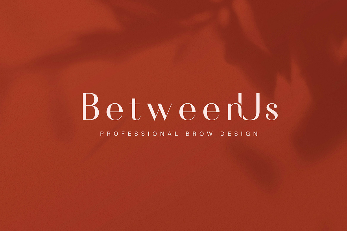 BetweenUs化妆品logo