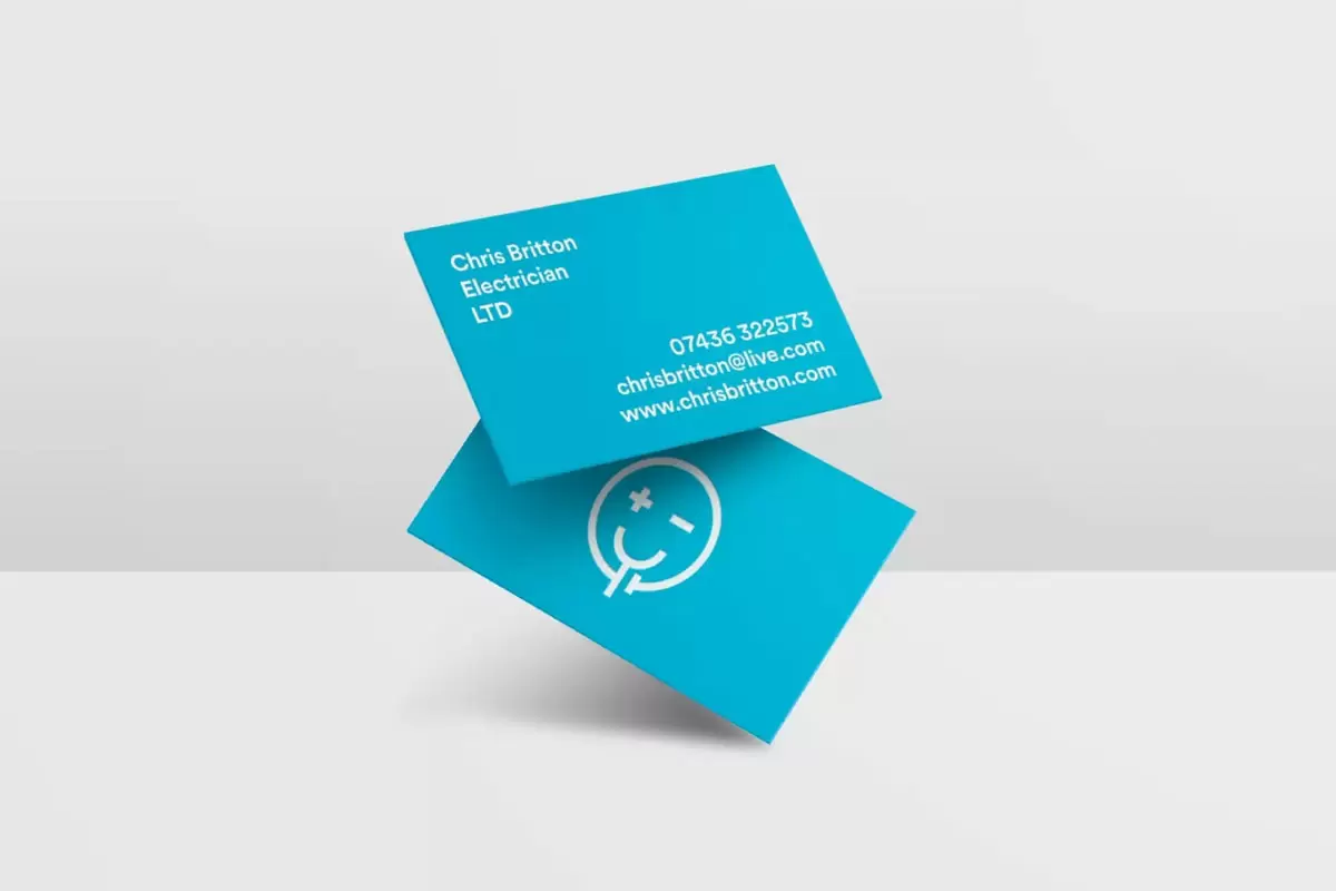 Chris Britton电工服务名片