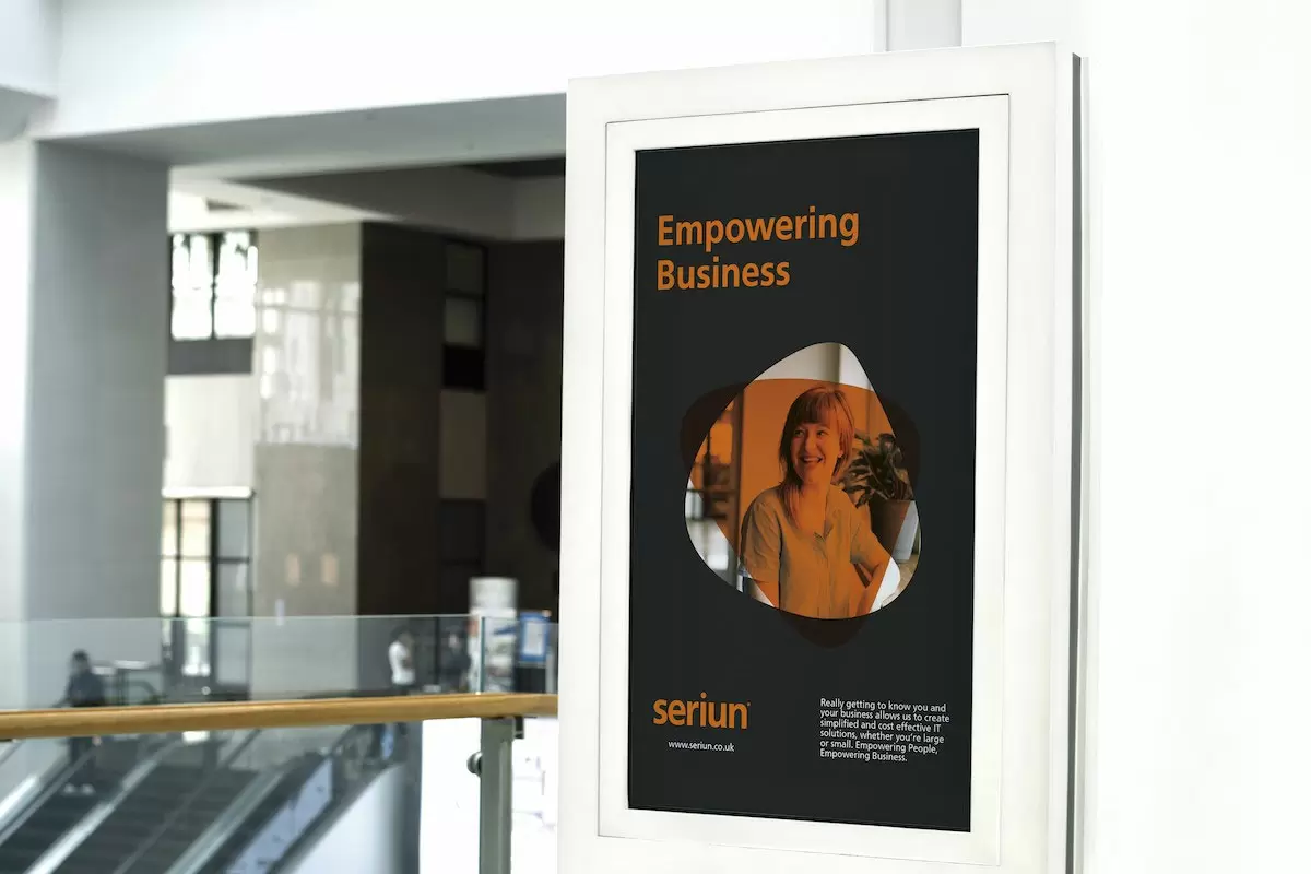 Seriun IT服务商海报