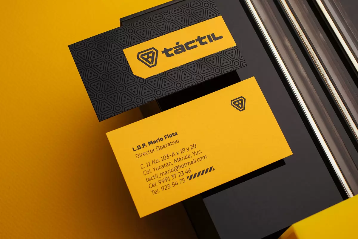 Tactil制造商名片